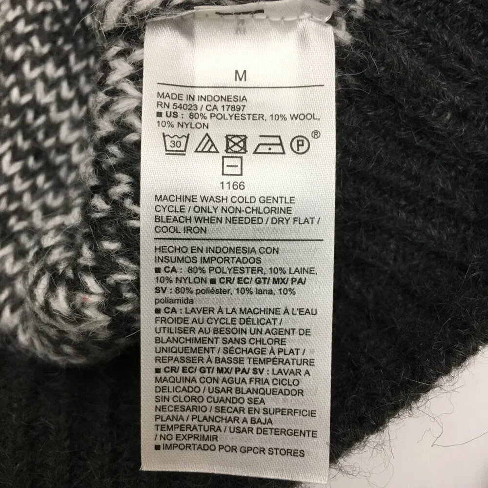 NEW Old Navy Women's Grey and White Snowflake Sweater Mock Neck Medium